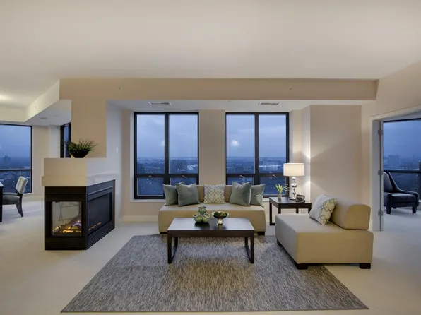 100 3rd Ave S Unit 1802, Minneapolis, MN 55401