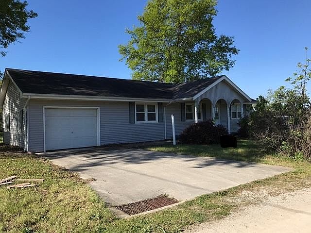 1st image of 71218 Fawnwood Dr