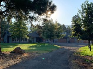 3665 Pine Tree Dr, Klamath Falls, OR 97603