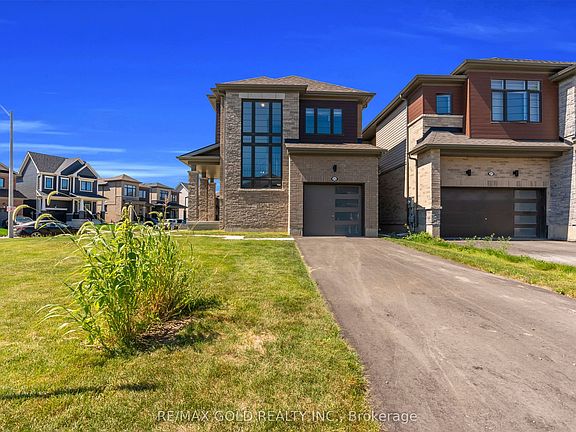 2nd image of 25 Heritage Way