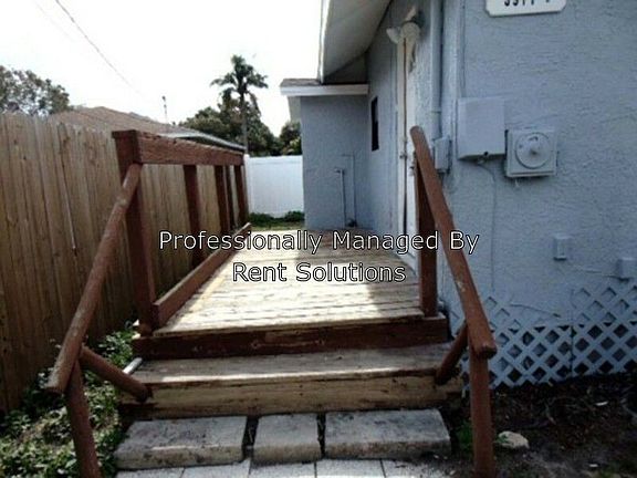 5th image of 3911 1/2 4th Ave N