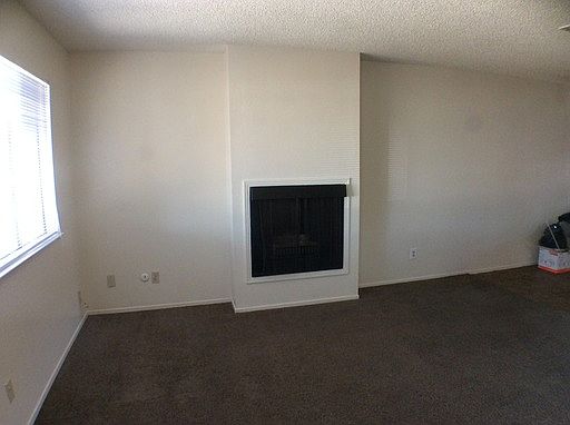 3rd image of 2517 W Chestnut Ct