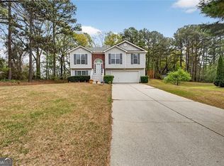 397 E Sycamore Dr, Winder, GA