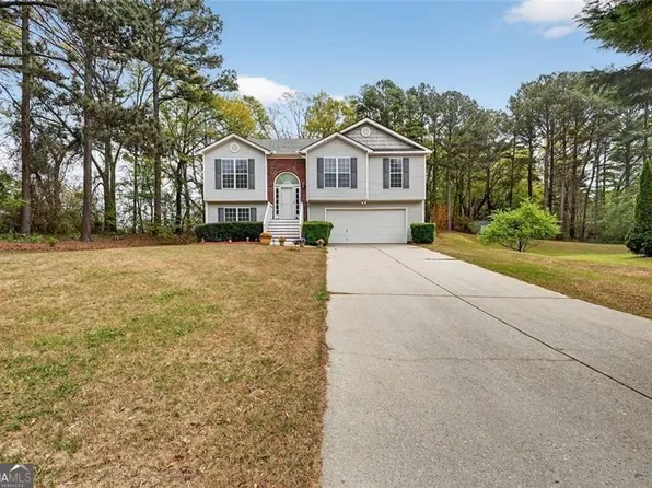 397 E Sycamore Dr, Winder, GA 30680