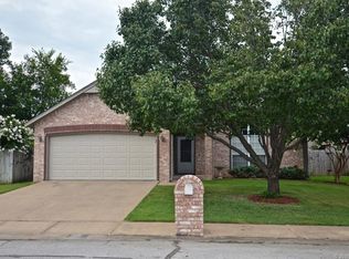 474 E 142nd Pl, Glenpool, OK 74033