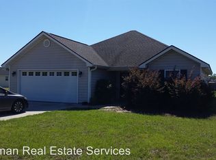 176 Parish Loop, Hinesville, GA 31313