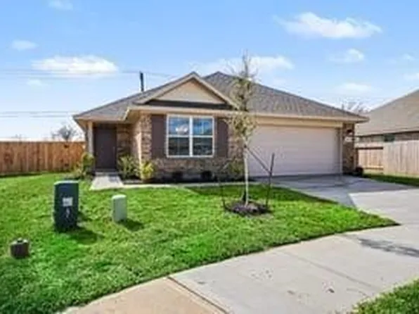 332 Bryan Way, Angleton, TX 77515