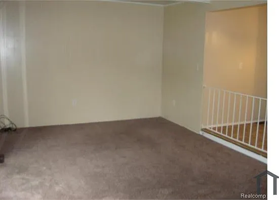 15110 W Nine Mile Rd — Photo 15