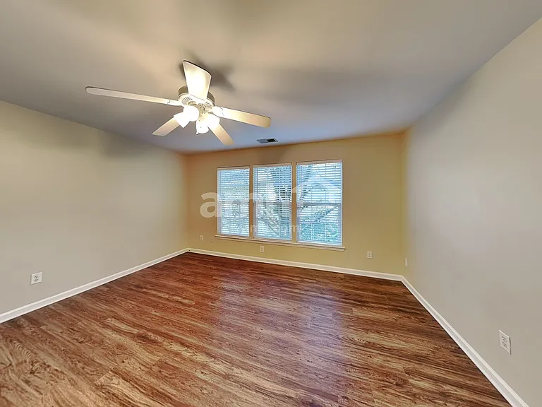 8207 Abbottsgate Ln — Photo 21