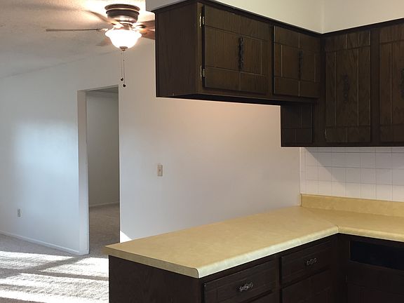 kitchen/dinning area 950