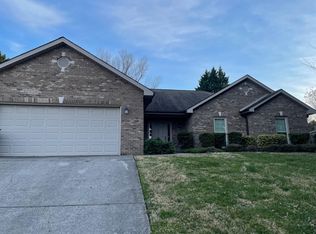 1107 Cliff Ct, Maryville, TN 37803