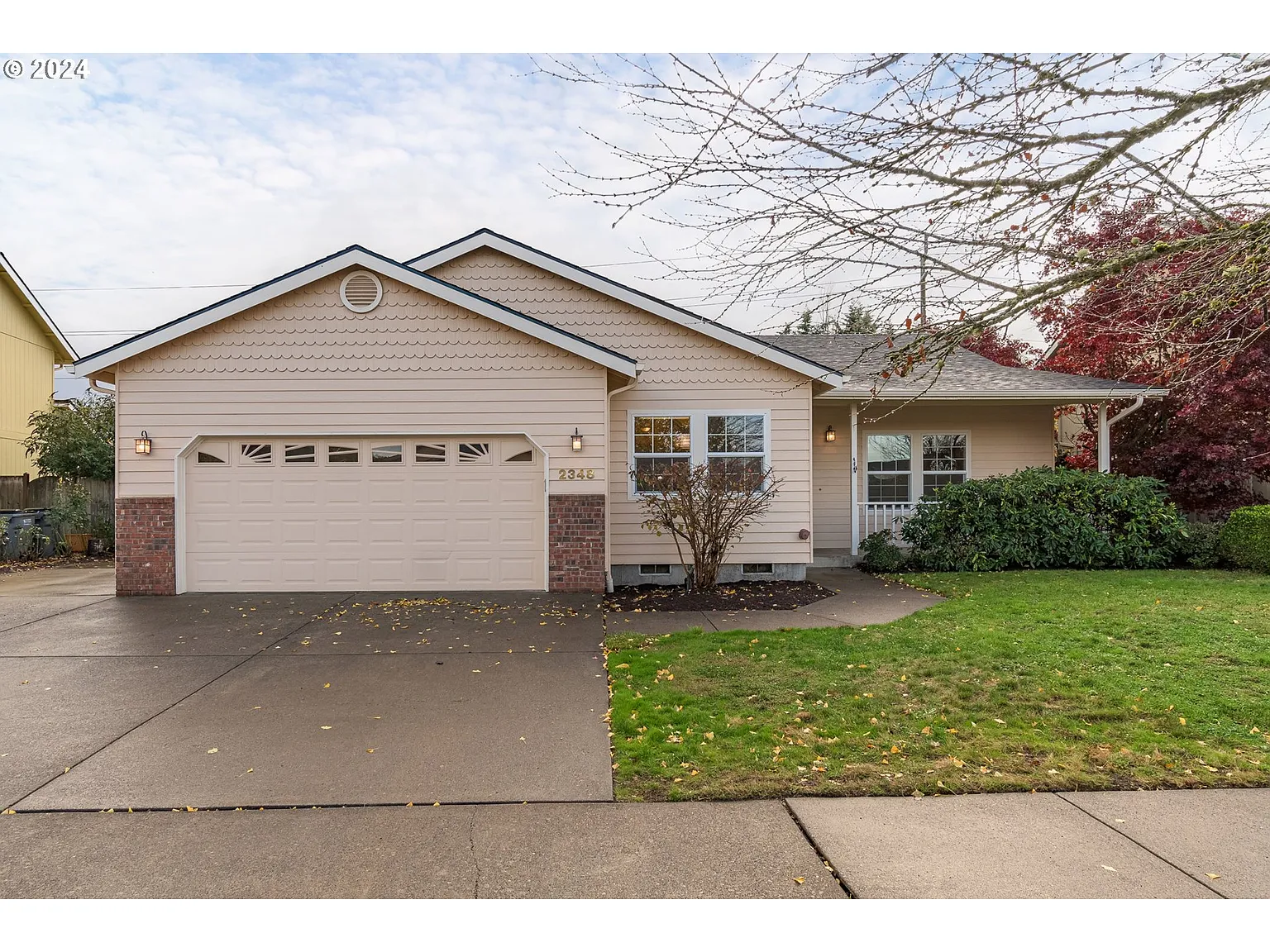 2348 Dale Ave photo 1
