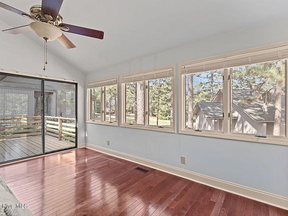 4th image of 190 Barton Hills Court