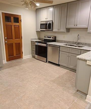 4th image of 6575 Center St