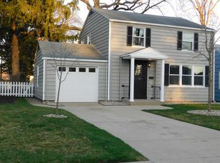 126 N Hawthorne Dr, South Bend, IN 46617