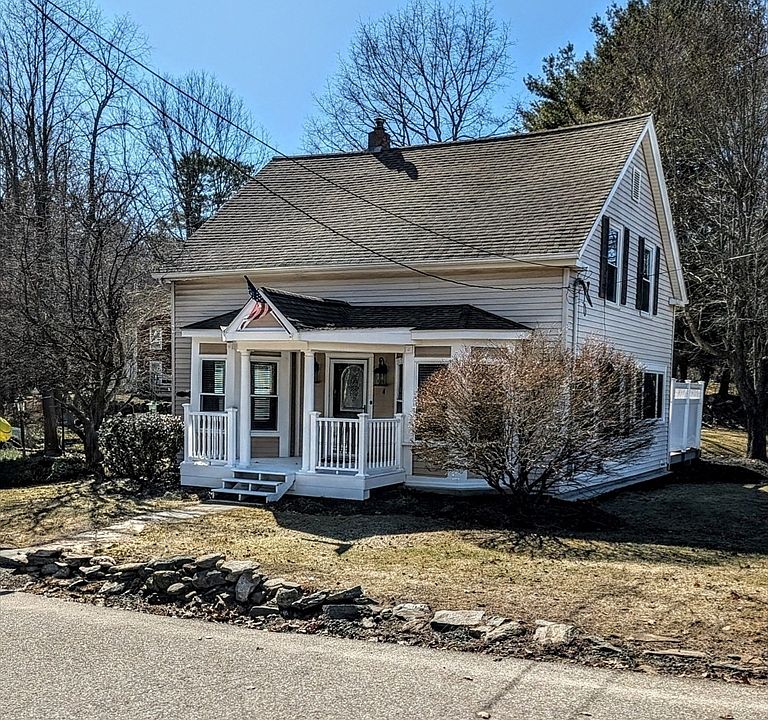 1st image of 4 Intervale Rd