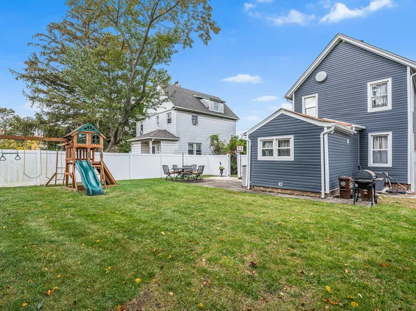 12-11 Brunswick Avenue image 16 of 17