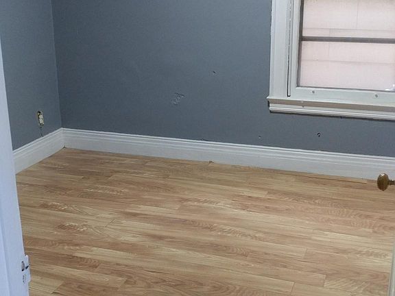 5th image of 312 Herkimer St