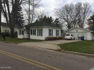 120 E Main St, Whitehall, MI 49461