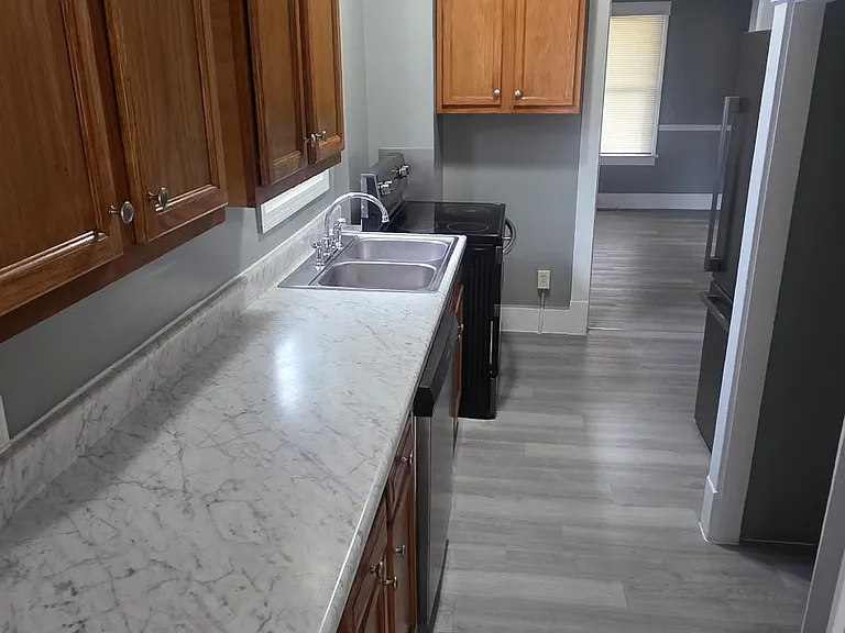 43 E Auburndale Ave — Photo 12