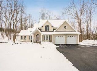 19 Edward Rd, Hopewell Junction, NY 12533