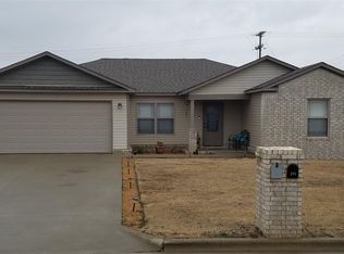 201 Gavin Dr, Paragould, AR 72450