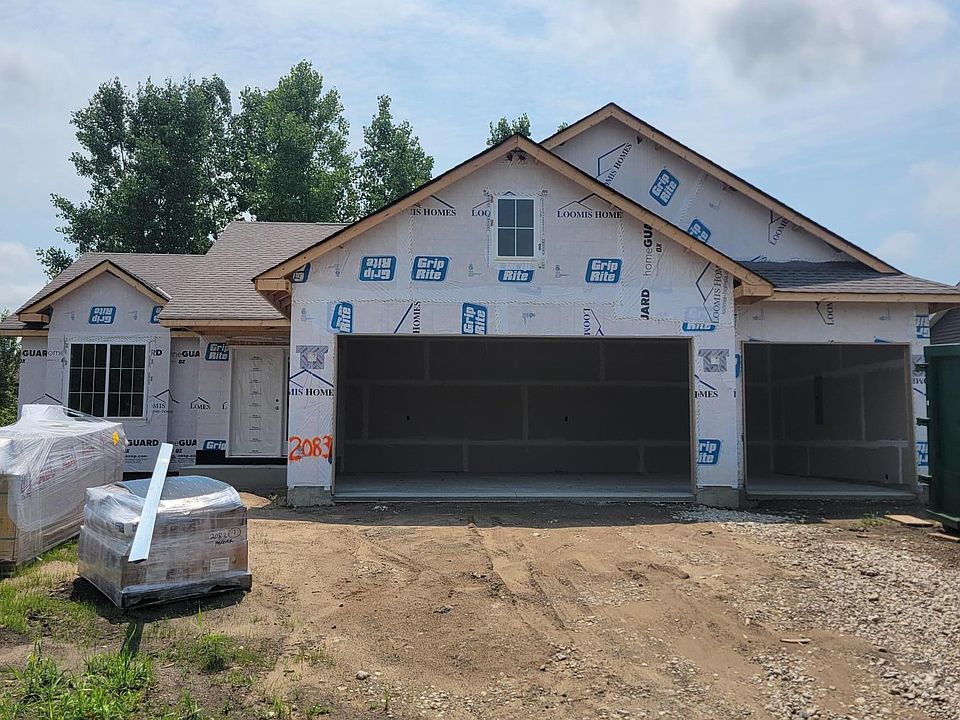 2nd image of 2083 River Bend Trl
