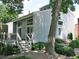 3447 Pilgrim Ln N, Plymouth, MN 55441