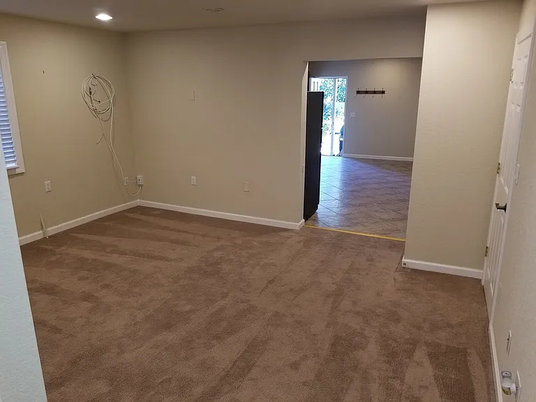 211 Larkin Street — Photo 5