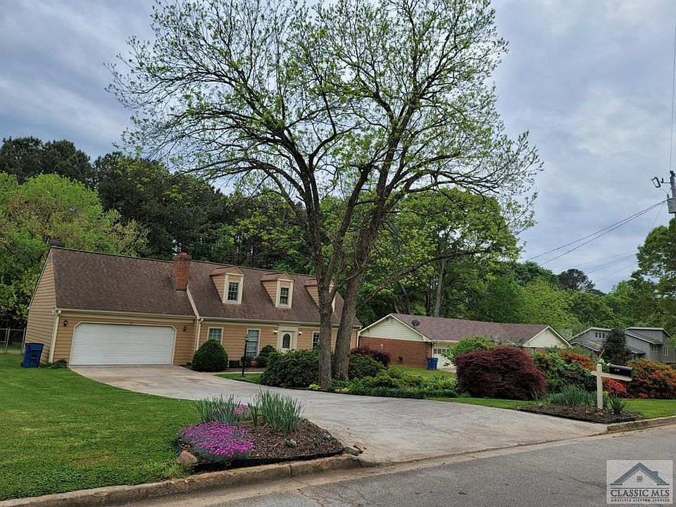 1st image of 1739 Brandy Woods Dr SE