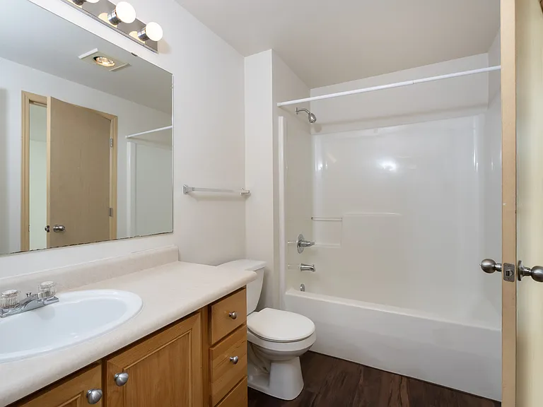 1 Bedroom Economy 1 Bedroom Economy