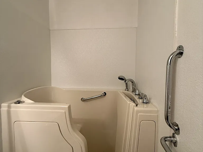 1709 Bruce Devlin Dr — Photo 15
