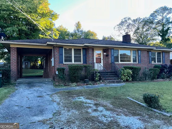 118 Lake Forest Dr, Elberton, GA 30635
