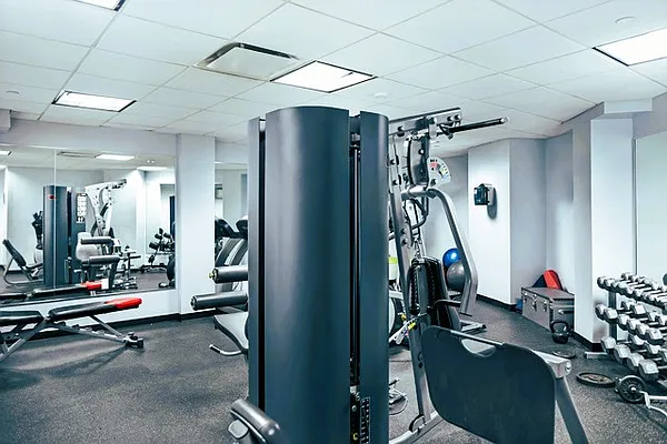 Rented by E Realty International Corp | media 14