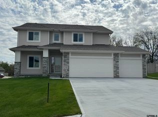 5409 Springview Cir, La Vista, NE 68133