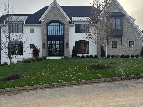 7 Lockwood Ln, Villanova, PA 19085
