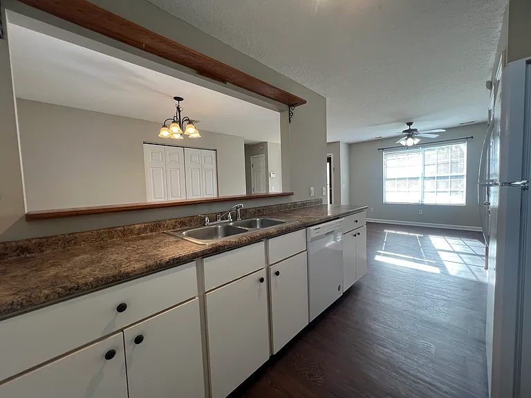 5023 Scotch Pine Ave — Photo 6
