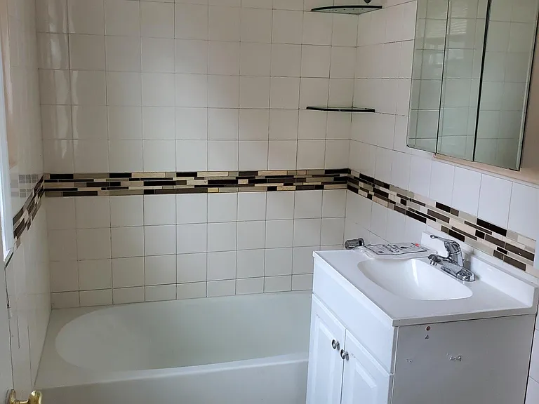 7002 Rising Sun Ave #C — Photo 1