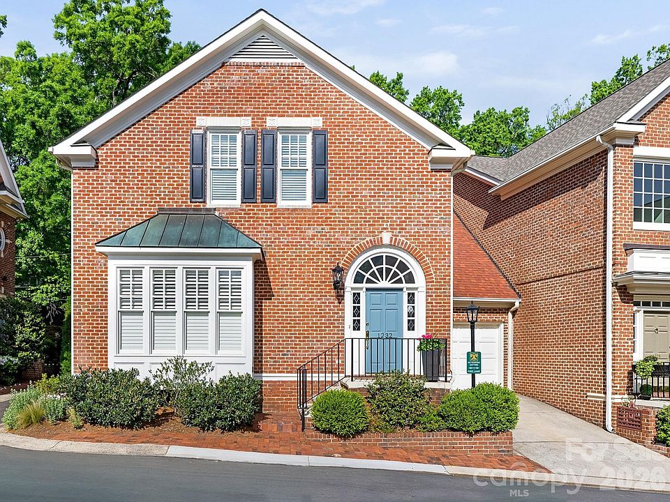 1st image of 1232 Dilworth Crescent Row