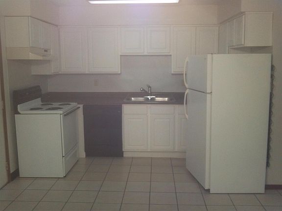 2nd image of 426 S Grant St APT 2
