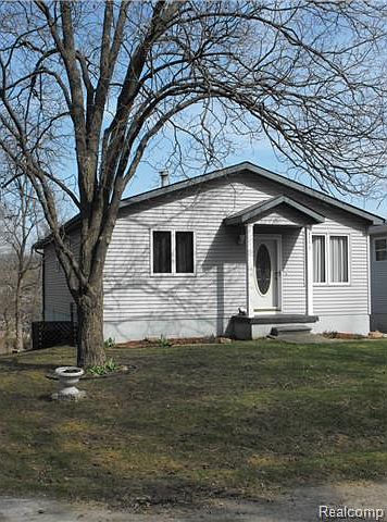 1st image of 4953 Walker Dr