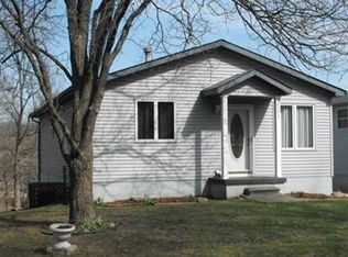 4953 Walker Dr, Brighton, MI 48114