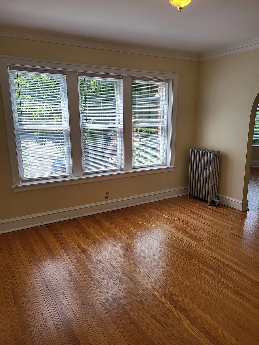 Dining room - 8015 Keating Ave #1F