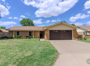 2714 Highland Park Dr, Vernon, TX 76384