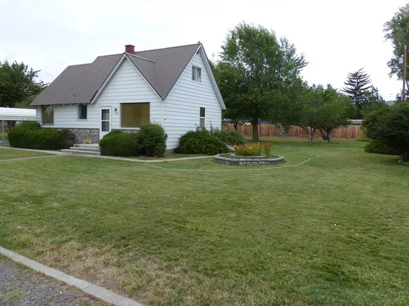 170 N Newport Ave, Hines, OR 97738