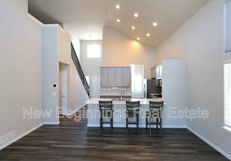 4834 Olympus Dr — Photo 10