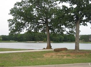1011 Drake Dr, Euless, TX 76039