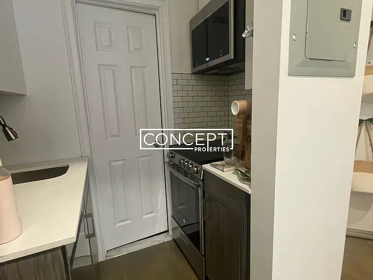 270 Newbury St #2CP — Photo 6