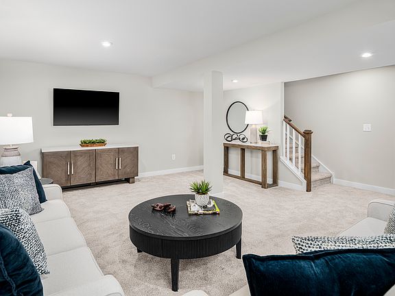 Columbia w Finished Basement