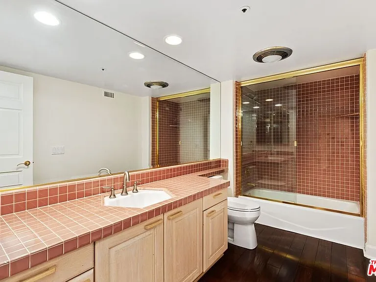11815 Folkstone Ln — Photo 29